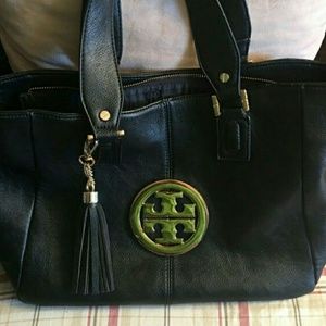 Tory burch leather bag